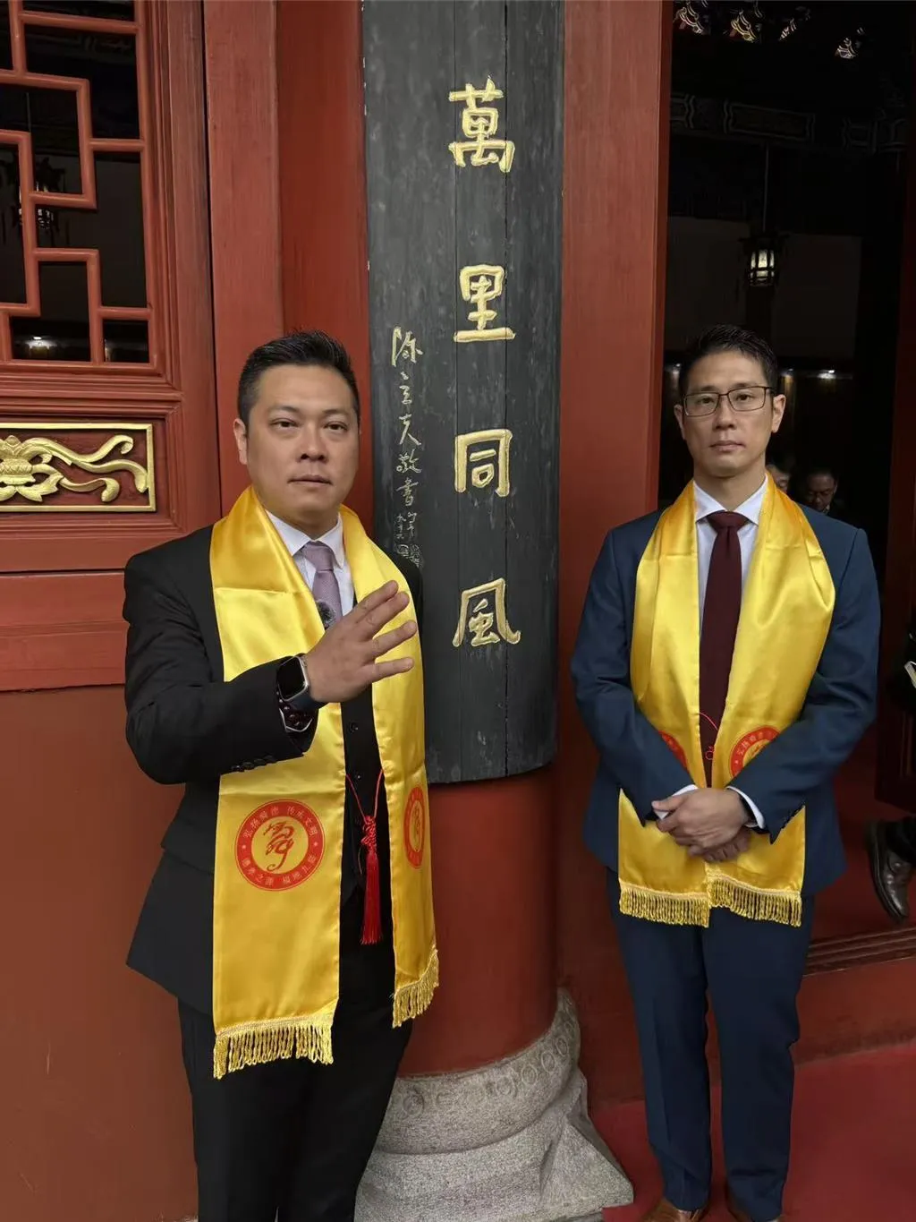 陳立夫的孫子陳紹誠（圖左）、陳紹仁（圖右）親臨現場。（圖／中時新聞網）