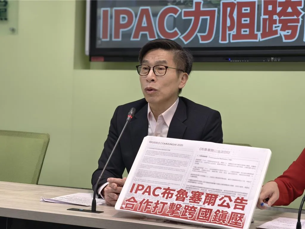 鍾佳濱今表示，希望韓國瑜可以率先示範怎麼樣對抗境外病毒對我國安的侵擾。（示意圖/資料照）