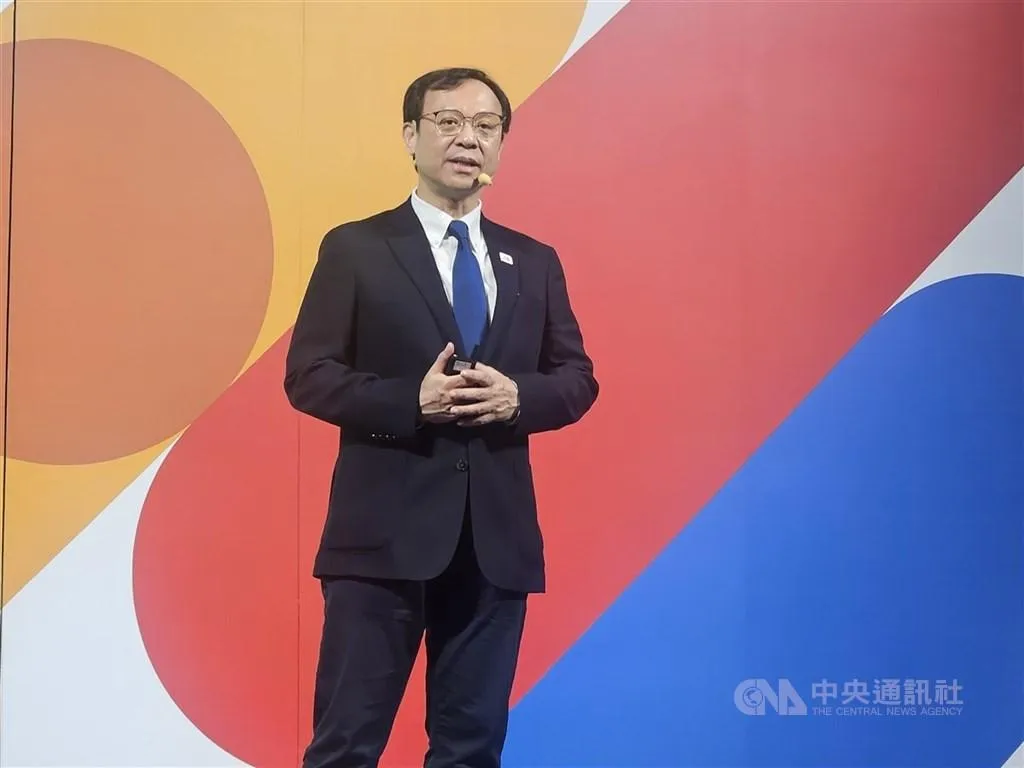 8旬婦悶死癱瘓兒的長照悲歌,衛生福利部長石崇良表示,行為雖不可取,但「我個人的情感上,還是會覺得不捨」。(圖/中央社)