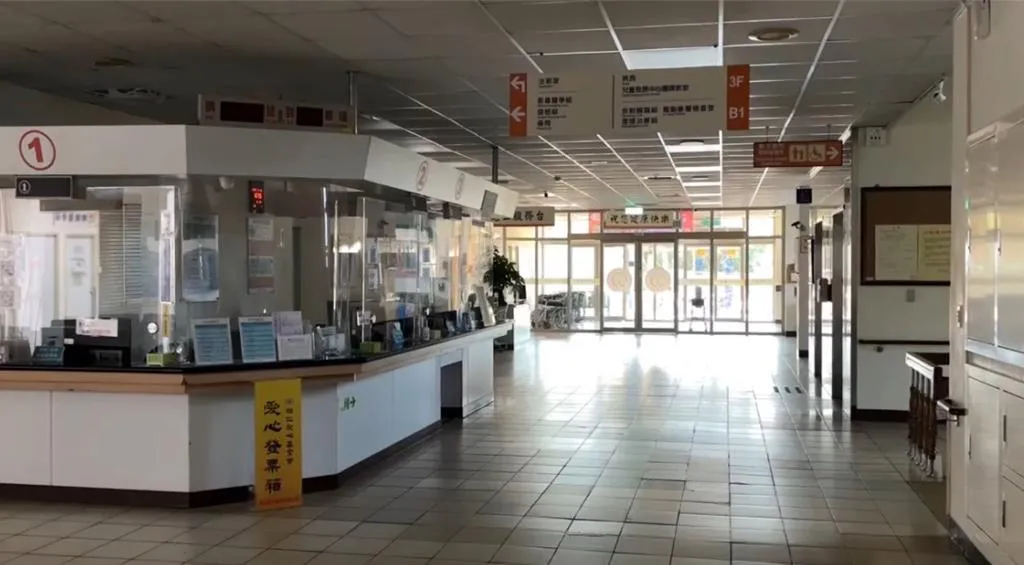 桃園市龍潭區某醫院14日中午發生一起糾紛。(圖/中國時報)