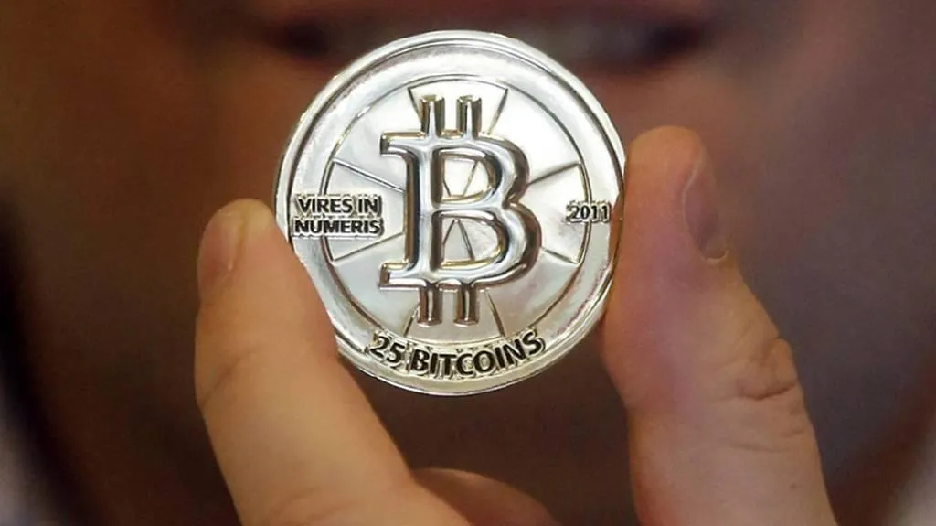 全球最大加密貨幣比特幣跌跌不休，21日跌破81,000美元關卡，降至七個月新低。（圖/美聯社）