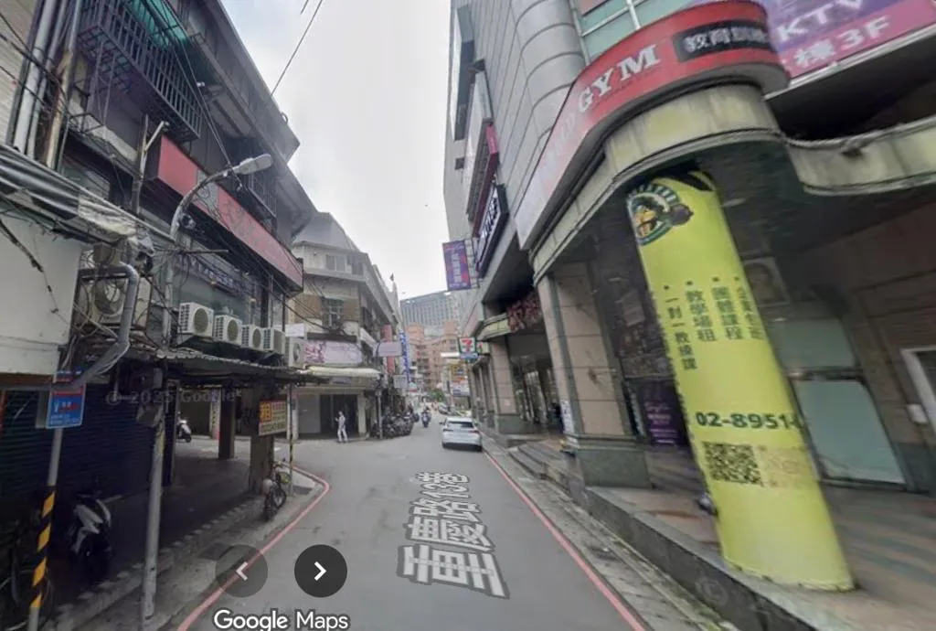 新北市板橋後站中山路一段50巷周邊商圈，曾經是人潮洶湧的熱鬧地帶，如今卻淪為人煙稀少的空城。（圖/翻攝自Google Maps）