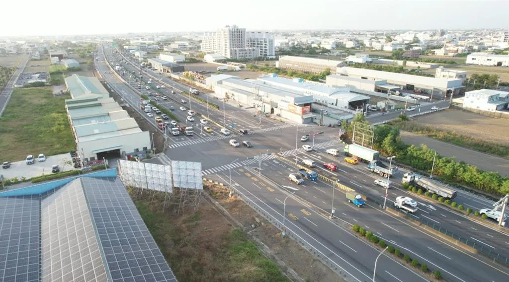 「國道8號台南系統交流道改善及跨南133路口立體化工程」預計119年完工通車。(圖/台南市交通局提供)
