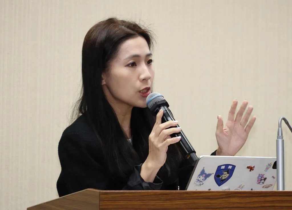 徐巧芯今痛批民進黨，「透過抹紅、抹黑進行選舉騙術，還嫌不夠多嗎」。（圖/資料照）