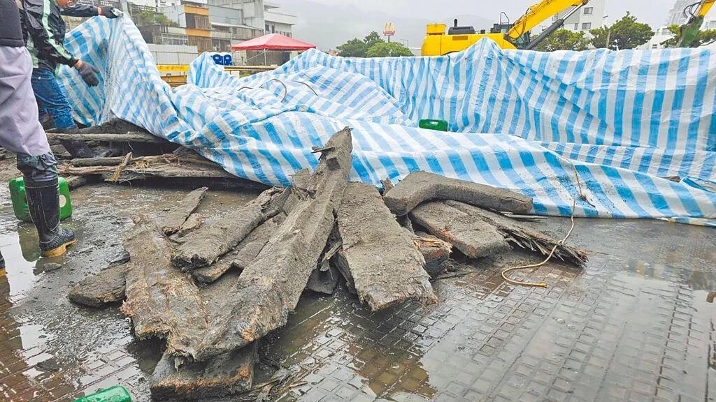 宜蘭縣頭城鎮一處建築工地發現一批遺構，宜蘭縣文化局第一時間指為漂流木，引發文化界批評（報系資料照）