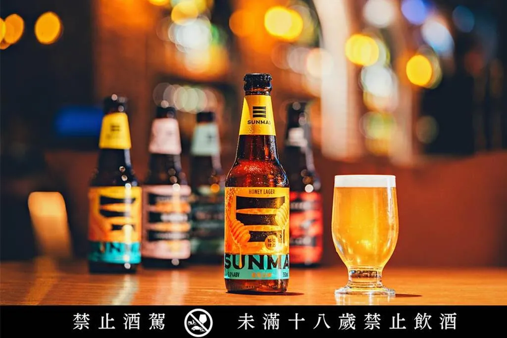 金色三麥經典款蜂蜜啤酒遭網友質疑日本定價比台灣便宜。（圖／金色三麥）