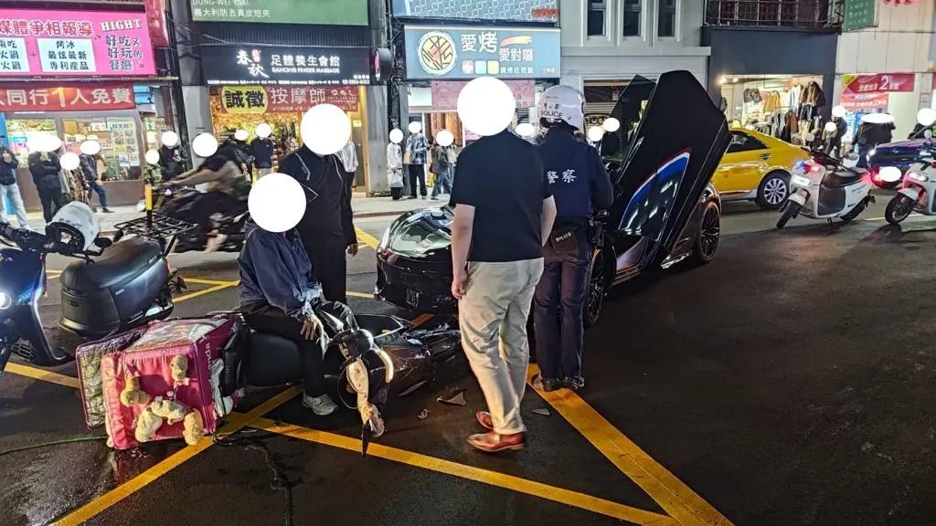 車禍現場。（圖／翻攝中時新聞網）