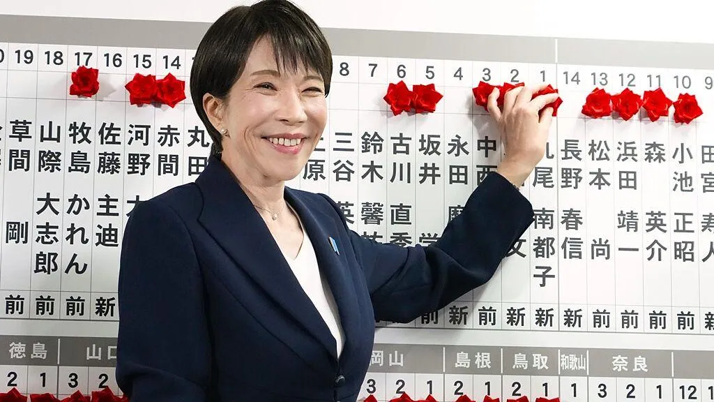 日本眾議院改選，首相高市早苗領導的執政聯盟獲壓倒性勝利。（圖/美聯社）