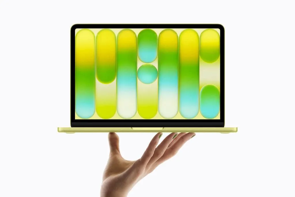 蘋果公司4日發表全新筆記型電腦MacBook Neo，採用13吋Liquid Retina顯示器、A18 Pro晶片，提供長達16小時的全天候電池續航力，售價新台幣1萬9900元，是史上最平價的蘋果筆電。（蘋果提供）