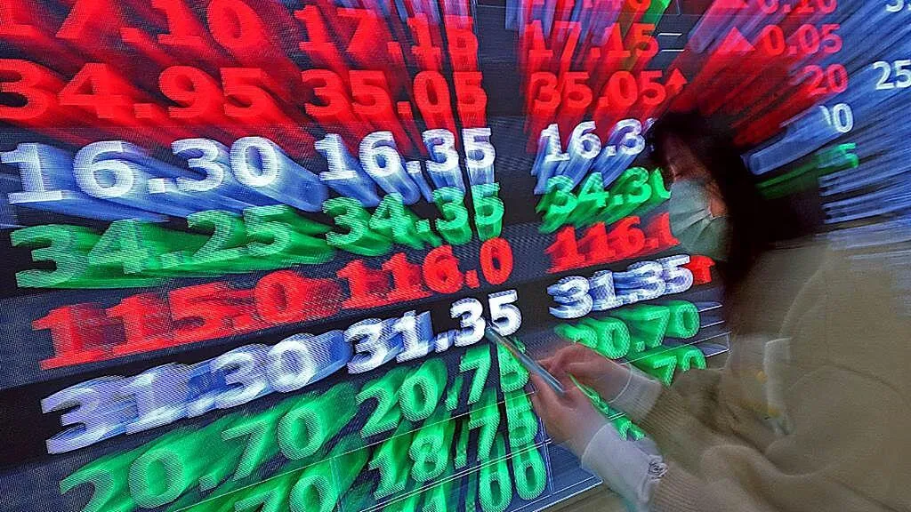 伊朗戰爭不確定性升溫，美股重挫，台股27日終場跌225.03點。（圖/資料照）
