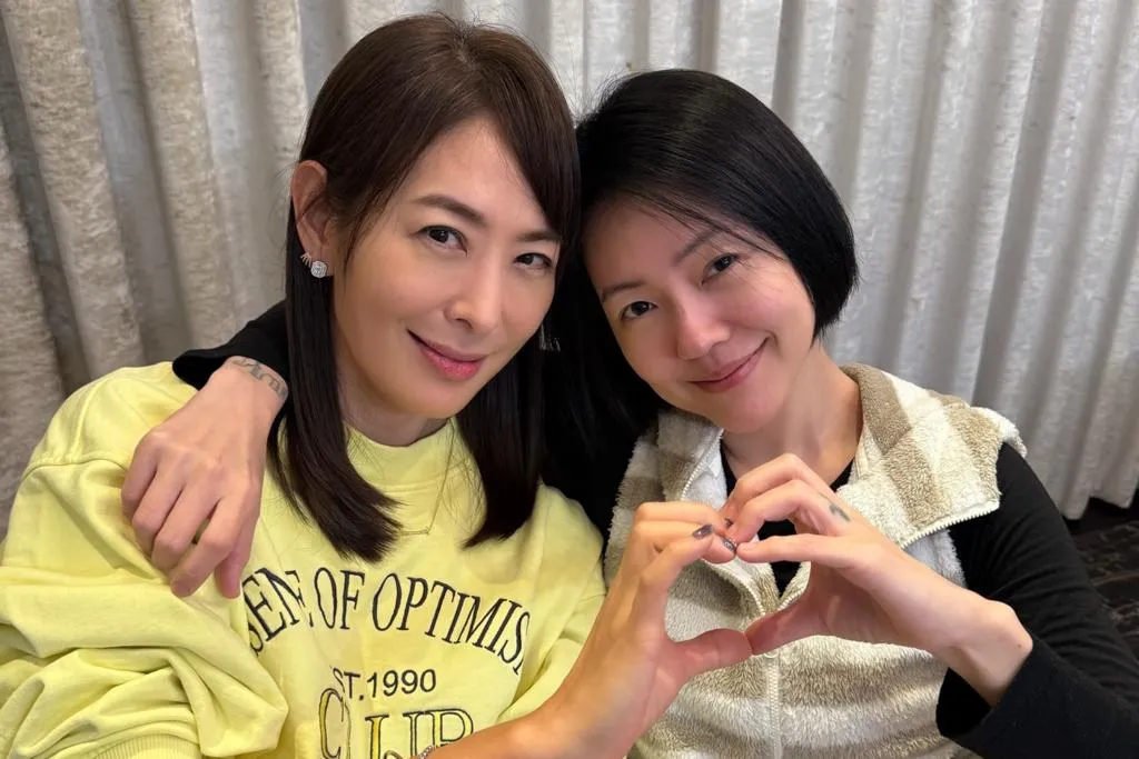 台北101董事長賈永婕於4月1日在臉書發文,宣稱將在隔日上午於觀景台召開記者會,揭露摯友小S(徐熙娣)的私事,並強調「非常勁爆,氣死我了!」。(圖/翻攝自賈永婕 臉書)