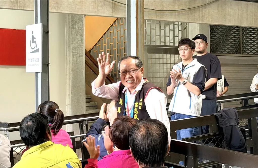 台東縣議員古志成因忙抓雞，錯過登記時間。（報系資料照）