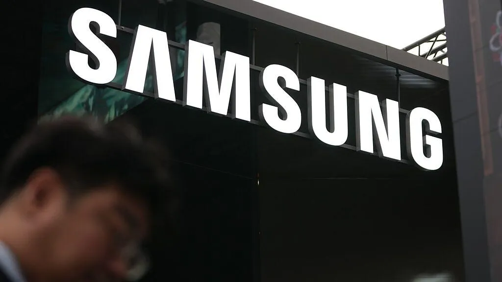三星(Samsung)繼獲得輝達(NVIDIA)旗下Groq 3 LPU代工訂單,又與超微(AMD)展開合作。(示意圖/美聯社)