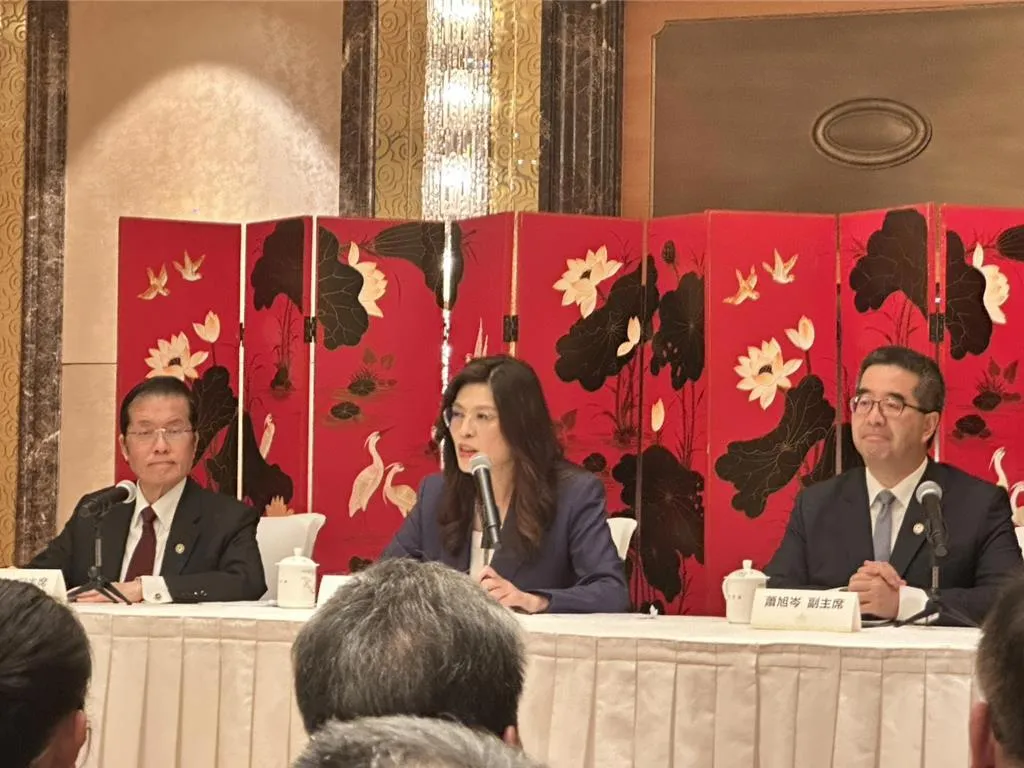 鄭麗文10日與習近平會面。（圖/資料照）