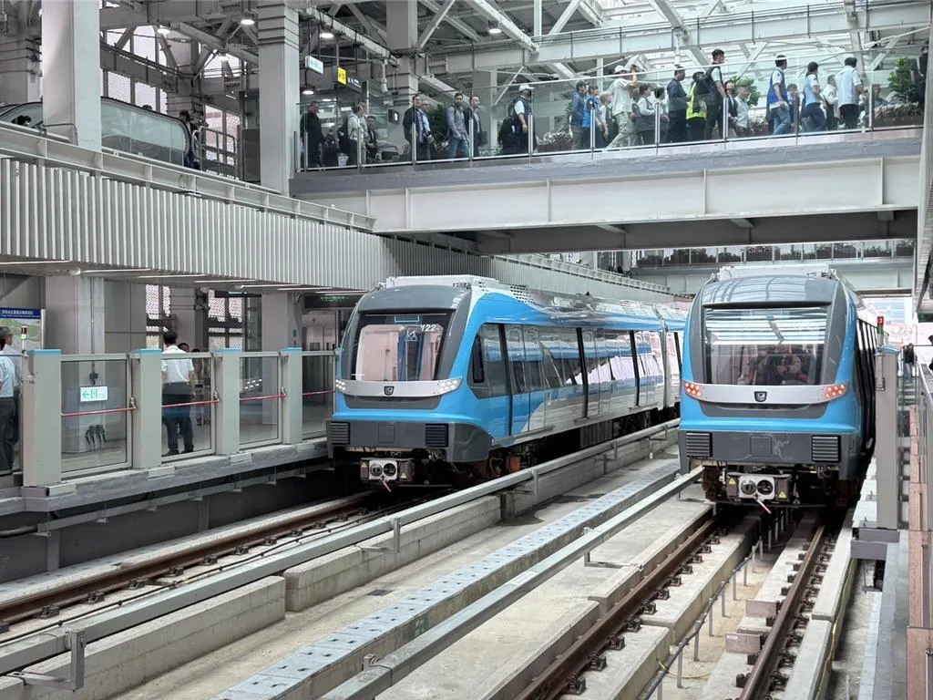 捷運三鶯線預計6月通車。(圖/中時/柯毓庭攝)