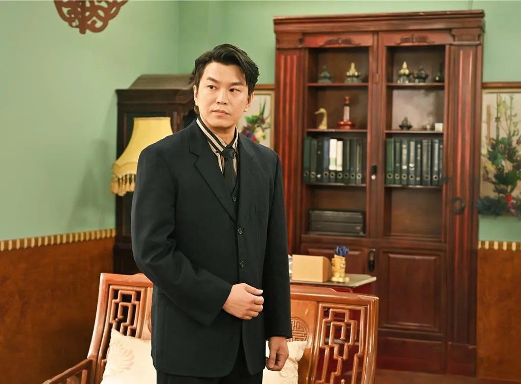 蕭景鴻坦言，這次角色與過往落差很大，笑稱終於成為「成功人士」。（圖／台視提供）
