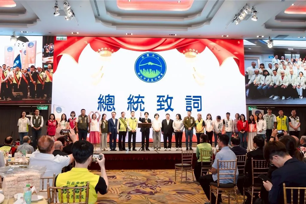 賴清德、蘇巧慧等人6日出席新北市嘉義同鄉大會。（圖／蘇巧慧競選辦公室提供）