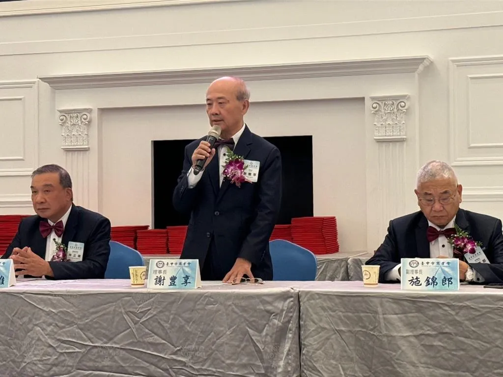 台中市商業會理事長謝豐享昨晚以公開信,炮轟市長盧秀燕有時間到台北、基隆各地串聯,卻沒心關心台中市民的健康及權益。(示意圖/資料照)