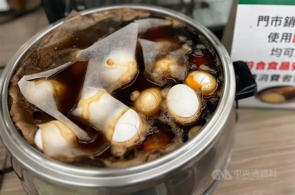 健康幣第一階段仍會以健康食品為主,如無糖飲料、雞胸肉、茶葉蛋等,不一定需要「小綠人標章」。(圖/中央 社)