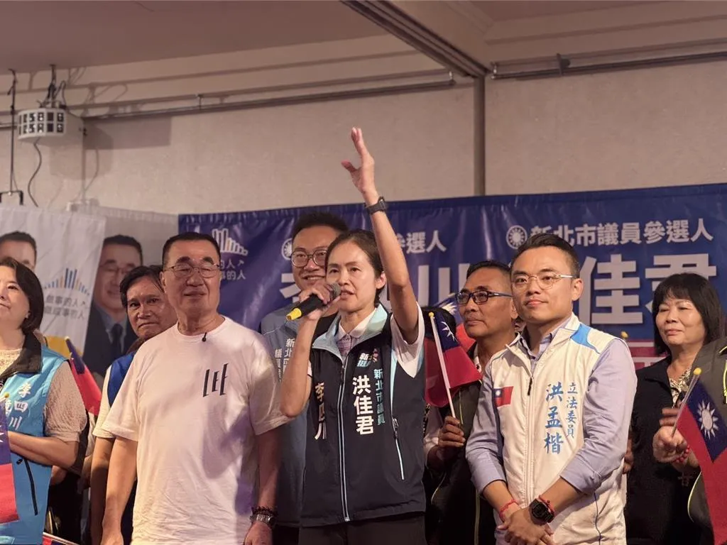 國民黨新北市議員洪佳君爆料自己和立委洪孟楷都想選新北市長。（圖／中時柯毓庭攝）