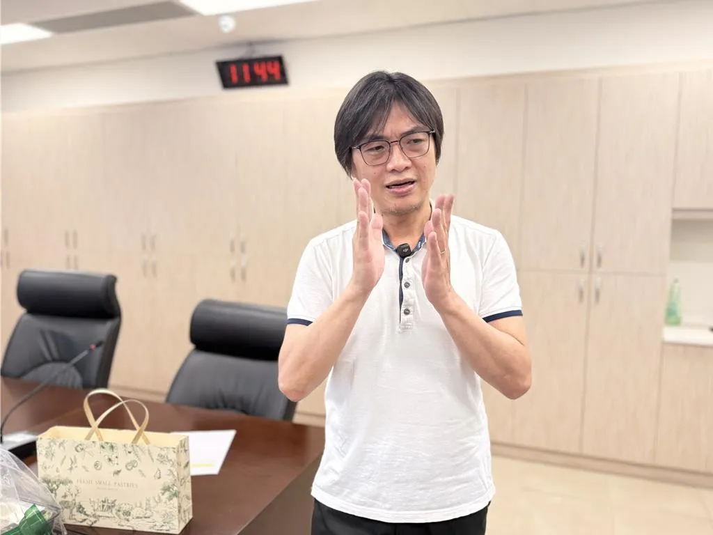 彰化縣議員陳重嘉31日完成彰化縣長參選登記。（中時孫英哲攝）