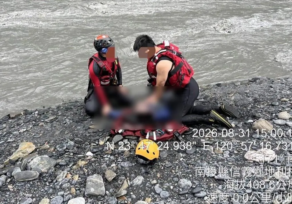南投信義消防分隊50歲隊員伍程嶸赴濁水溪上游武界段執行救援任務不幸殉職，「跑山獸」哀痛發文批評「無知與冒進害死救人的人」。（圖／翻攝畫面）