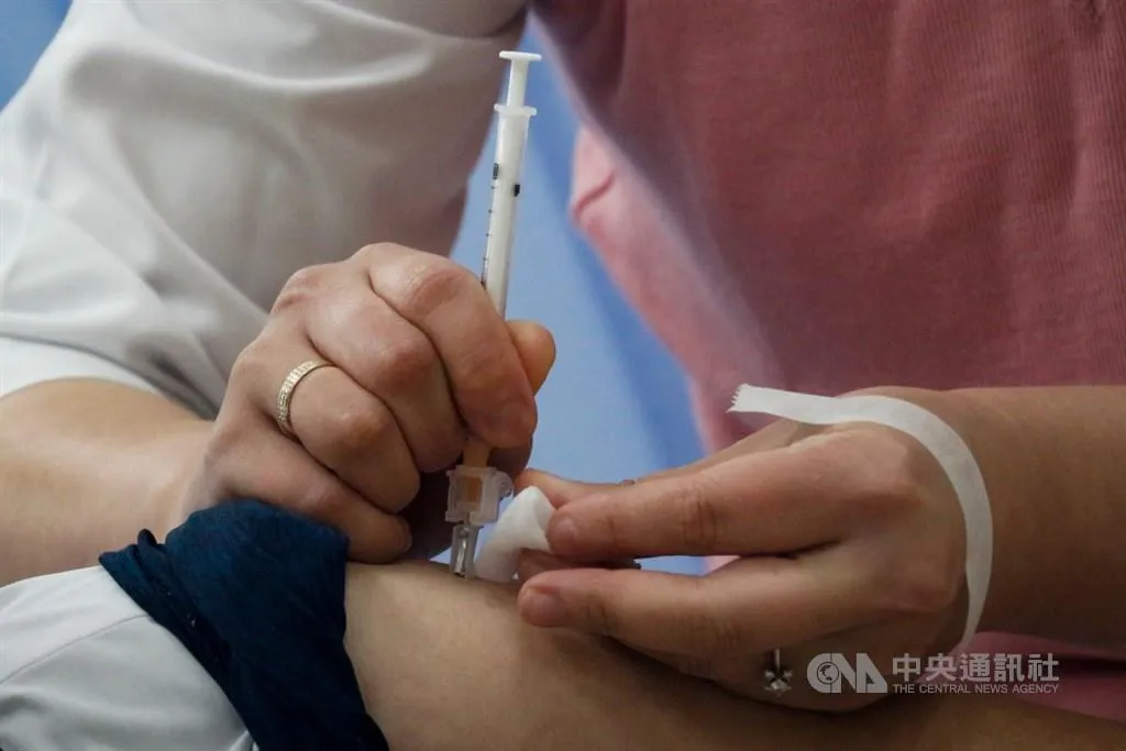 健康幣10月1日上路,接種流感等疫苗可獲得健康幣。(圖/中央社)