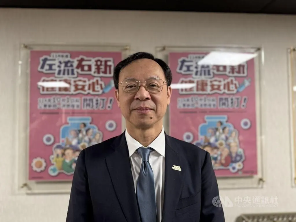 民國116年健保總額協商結果達新台幣1.04兆元,衛福部長石崇良24日指出,只要116年基本工資、軍公教及各行各業都調薪,加上補充保費及政府挹注,健保費率就不需要調整。(圖/中央社)