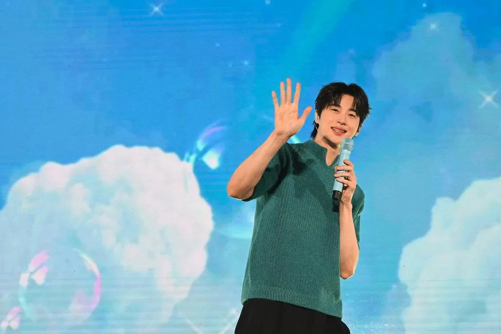 韓星邊佑錫(圖)25日中秋節晚間在國立體育大學綜合體育館舉辦見面會,吸引5000名粉絲到場同樂。(圖/中央社/讀者提供)