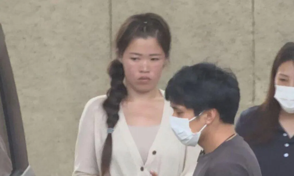 台灣籍女子林容萱涉嫌在日本奈良市當詐騙集團車手被逮。(圖/翻攝X)
