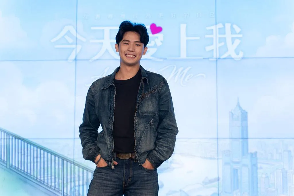 謝展榮為戲劇《今天愛上我》宣傳，提及自己已10個月沒有拍戲。（圖／大愛提供）