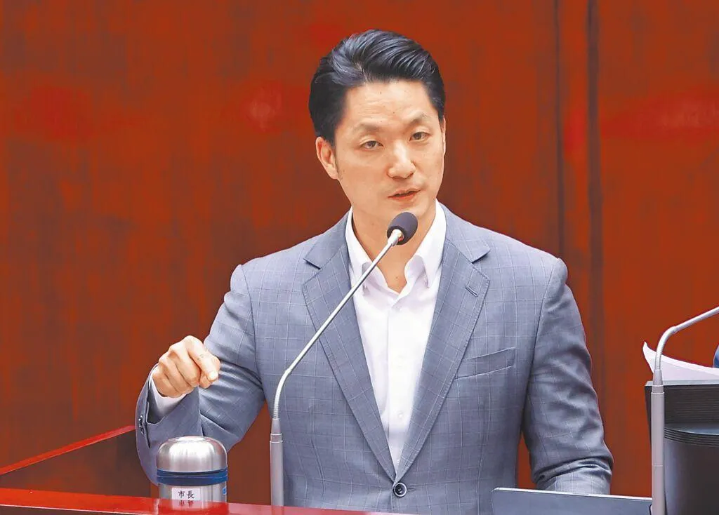 信民協會發布台北市長選舉民調，蔣萬安落後沈伯洋17個百分點。（圖/資料照）