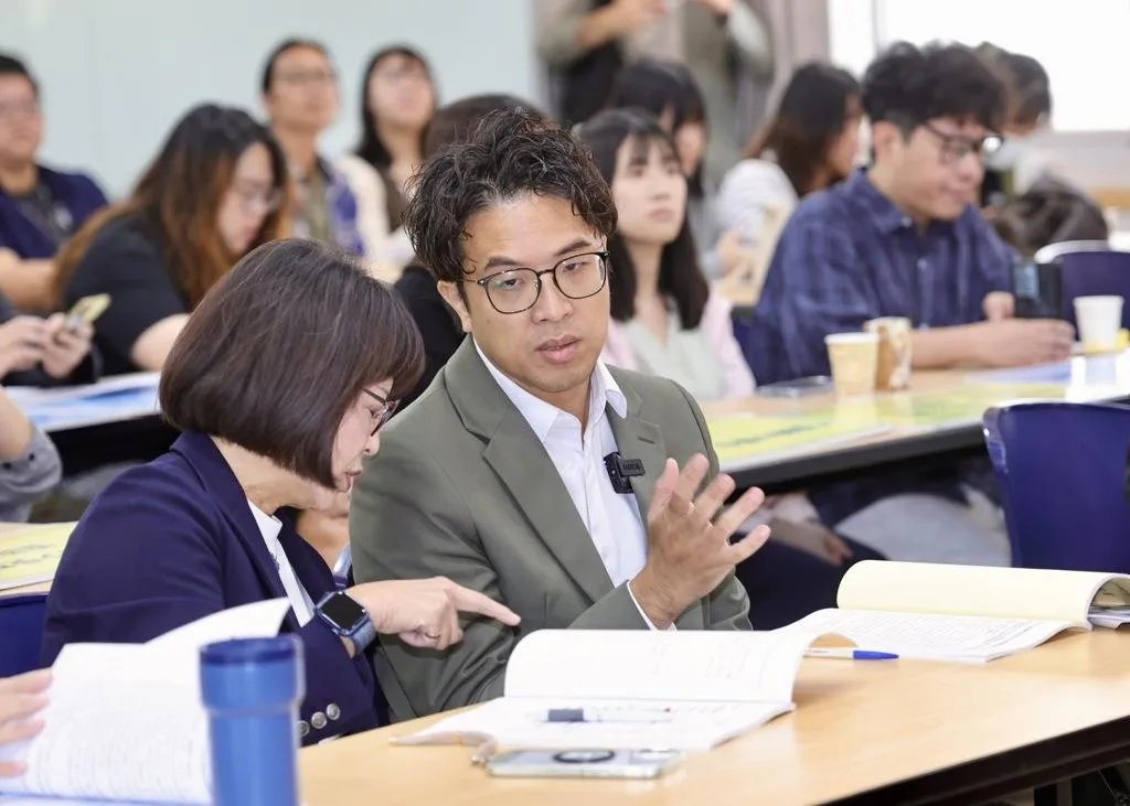 沈伯洋29日出席台北市社會福利聯盟舉行的社會福利政策白皮書發表會。（圖／中國時報，陳信翰攝）