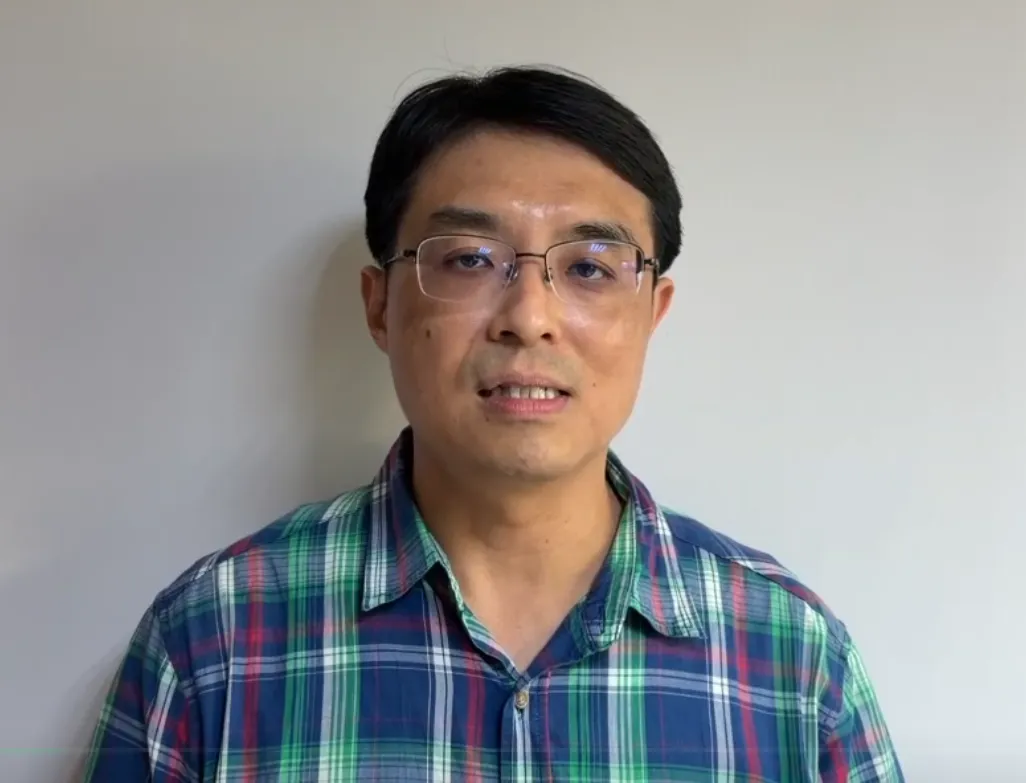 台南市工務局使用管理科郭金昇科長表示，肇事貨梯為未申報的違法設備，將依法重罰30萬元並勒令停用。（圖／翻攝畫面）