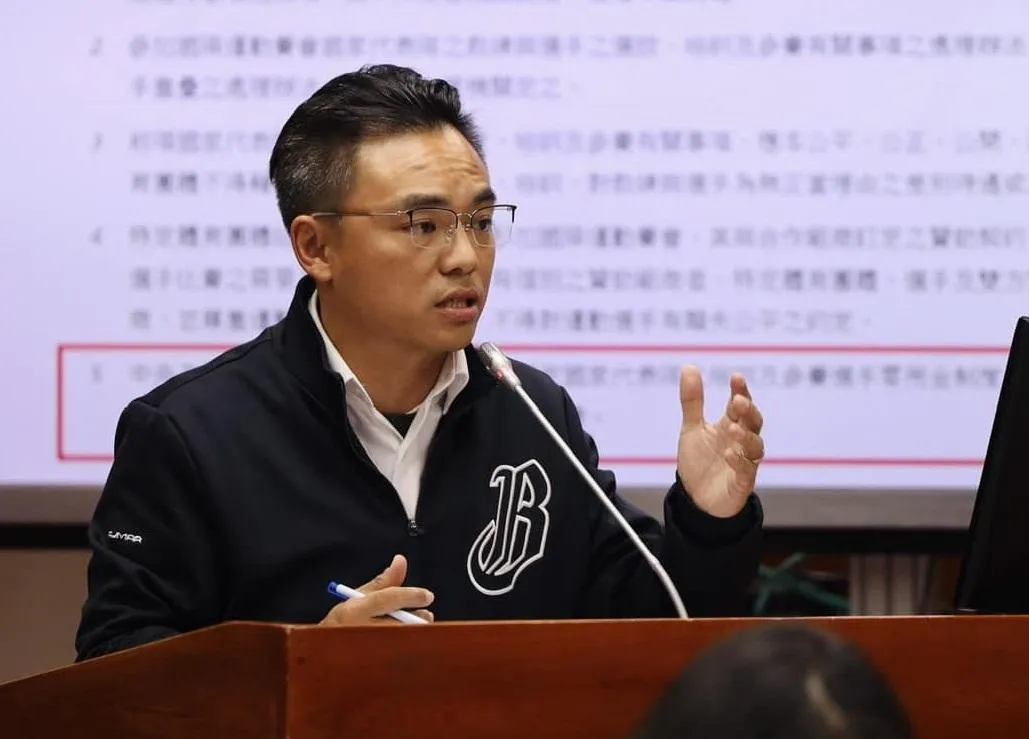 洪孟楷對郭智輝的失言做出回應。（圖／洪孟楷臉書）