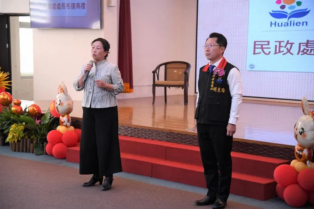 花蓮縣長徐榛蔚、民政處長明良臻。（資料照／縣府提供）