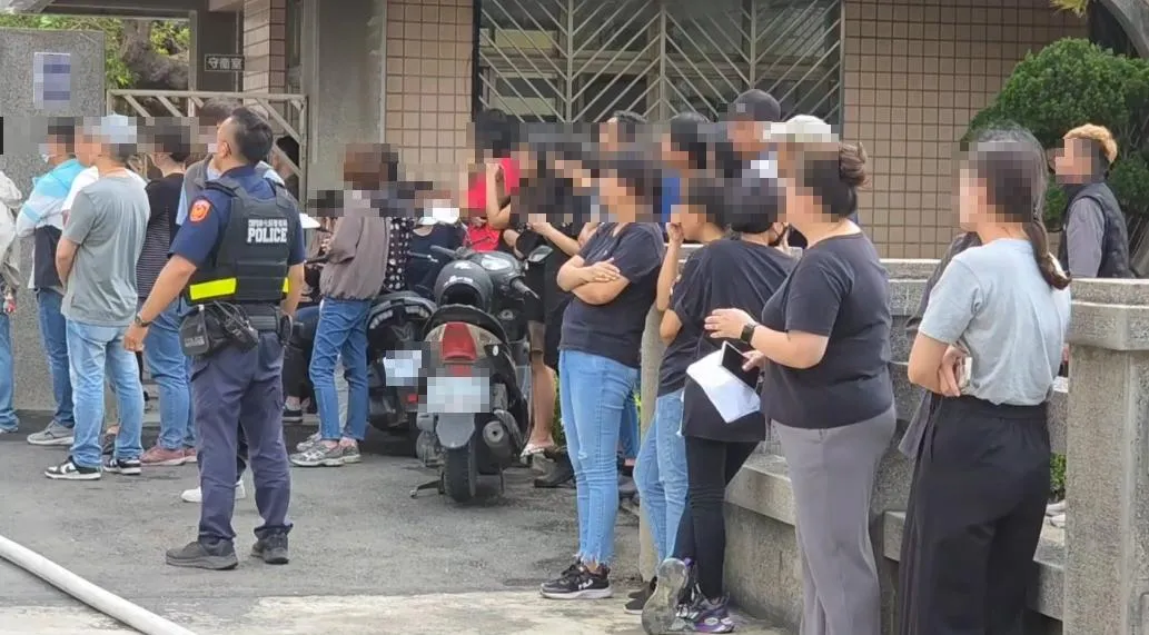 彰化福興工業區內一家享有「隱形冠軍」美譽的老字號紡織廠，於1日下午驚傳火警。（圖／翻攝畫面）