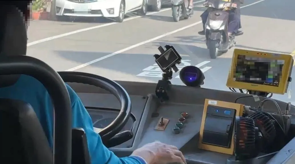 公司強調，所有駕駛員在教育訓練中均明確禁止危險駕駛，並表示將對違規行為進行嚴厲懲處，以保障乘客的安全。（示意圖，非新聞當事人，中天新聞）