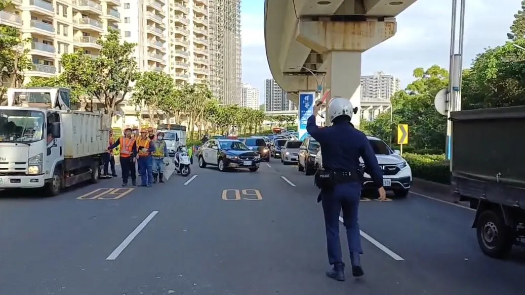警方獲報趕抵現場處理。（圖／警方提供）