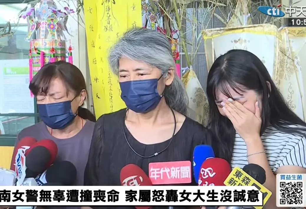 鄭詠心的姊姊（右）表示妹妹出事當天本來是要去陪2個外甥女上課。（圖／中天新聞）