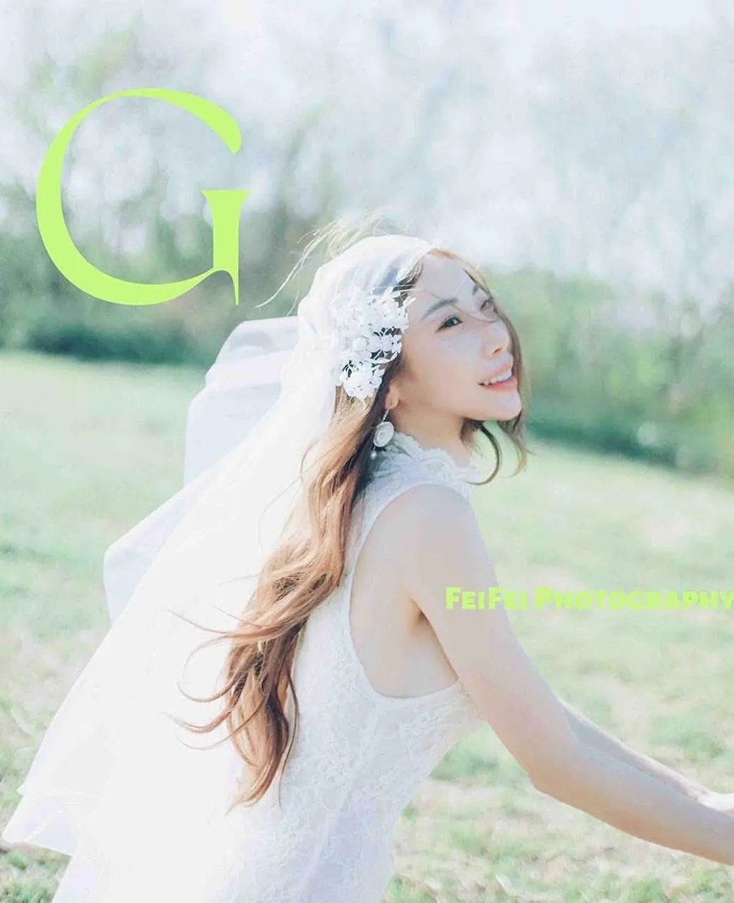 登山系女網紅曾格爾1日突然在臉書曬婚紗照，並宣布「人生的下一個階段」。（圖／翻攝自曾格爾臉書）