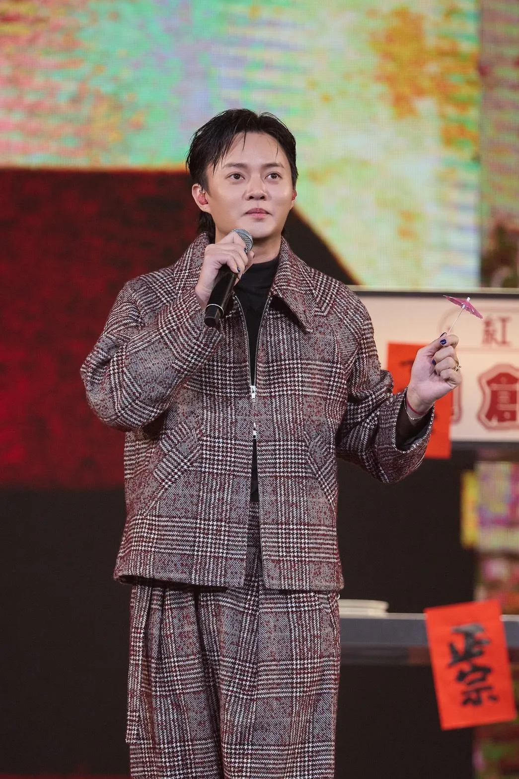 許富凱將推出新專輯、音樂作品並計劃舉辦個人演唱會。（圖／何樂音樂提供）