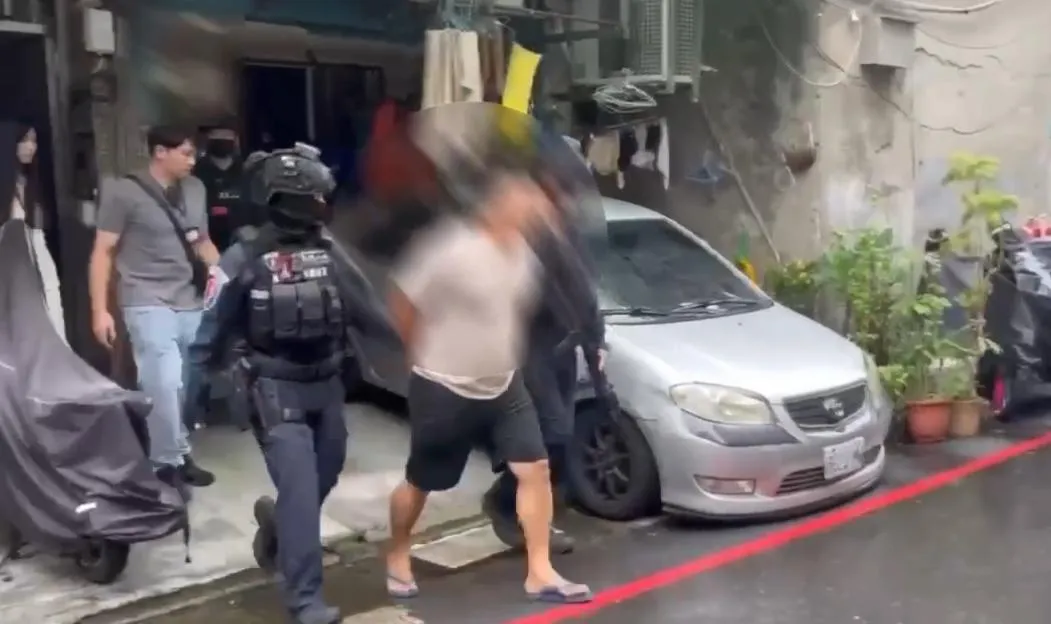 三峽鴛鴦谷日前發生鬥毆警方逮捕涉案嫌犯。（圖／翻攝畫面）