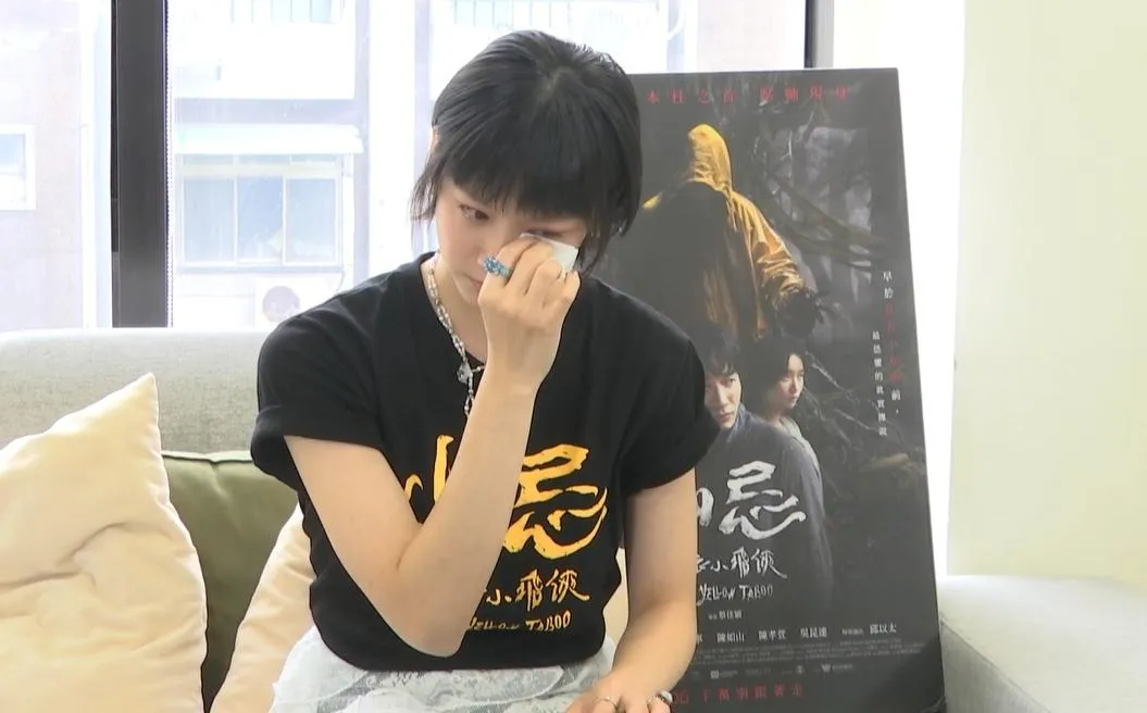 袁澧林談到已逝前經紀人忍不住落淚。（圖／記者 楊進明 攝）