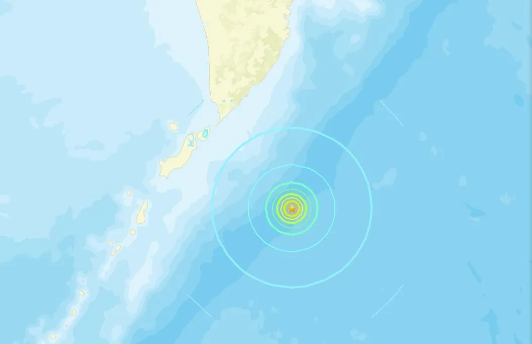 俄羅斯千島群島外海發生規模6.2地震。（圖／USGS）