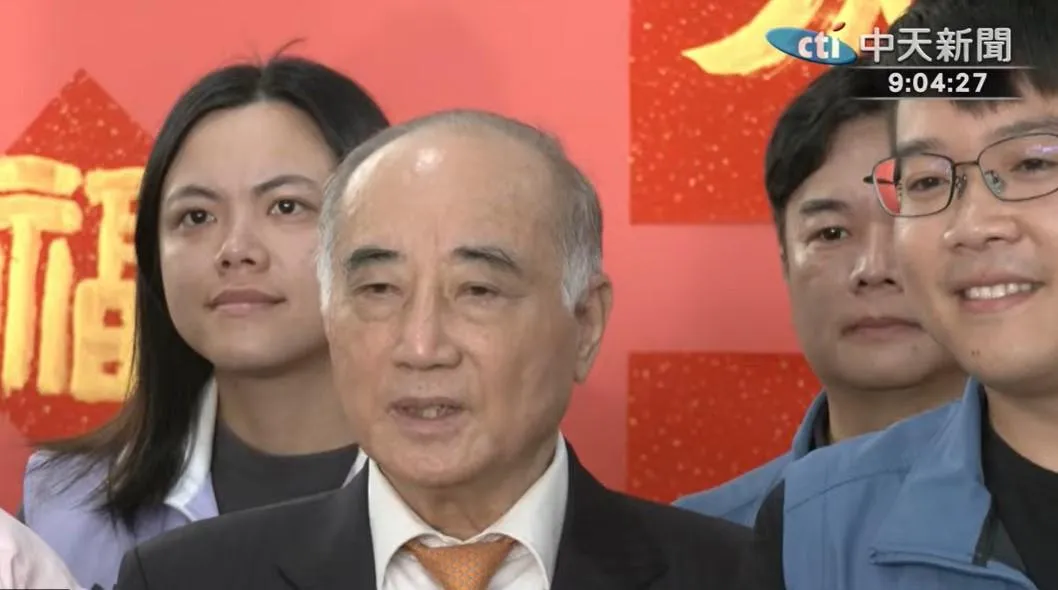 過去曾替連戰輔選,2次擔任競選總部主委之外,只擔任其他人競選總部榮譽職的前立法院長王金平,破例允諾出任國民黨高雄市長候選人柯志恩的競總主委。(圖/中天新聞)