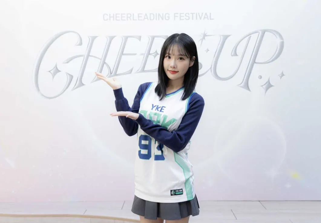 崔洪邏10日出席《CHEER UP 》女孩快閃盛典活動。（圖／CHEER UP提供）