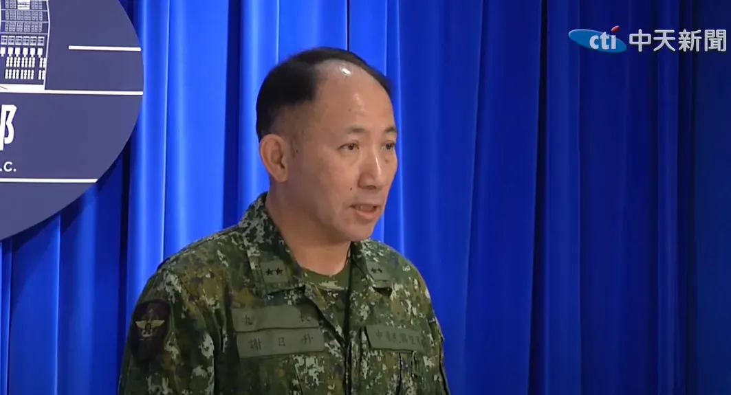 國防部情次室次長謝日升中將2日說明。（圖／中天新聞）