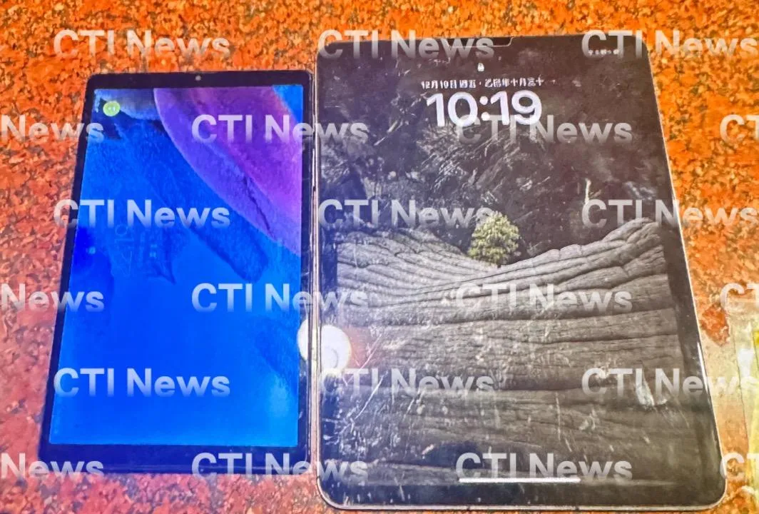 2個平板電腦紀錄關鍵預謀犯案證據。（圖／翻攝畫面）