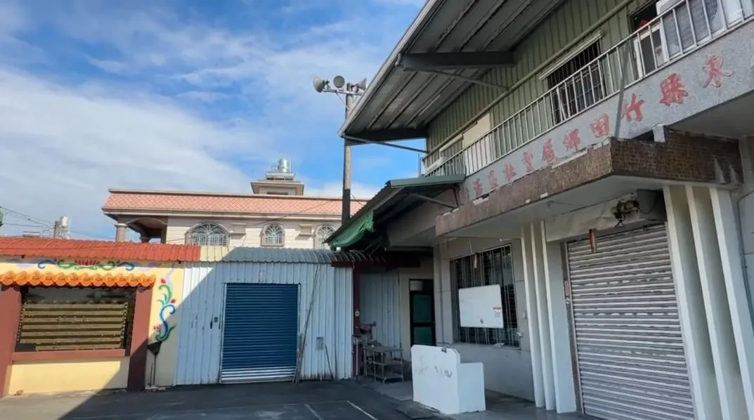 宜蘭外海於27日晚間11點05分發生規模7.0的強震，屏東竹田鄉的履豐村卻因村內創新的地震廣播系統而提前獲得警示。（圖／翻攝畫面）